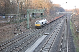 leerer Stahlzug mit Baureihe 1266 (18.02.2018)