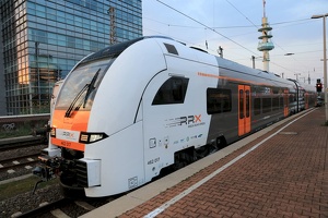 462 017 (RRX) in Duisburg