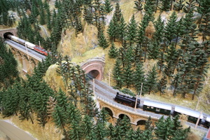 B374859